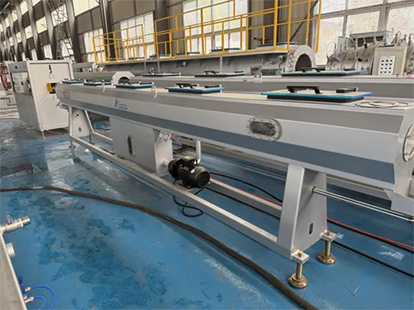 Matagumpay na pagsubok ng 16-110mm PE pipe machine Matagumpay na pagsubok ng 16-110mm PE pipe machine